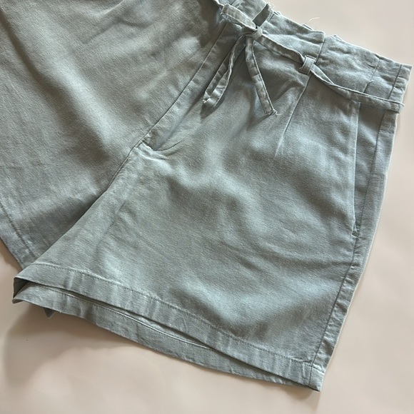 fab'rik light blue High Waist Shorts - Picture 4 of 7